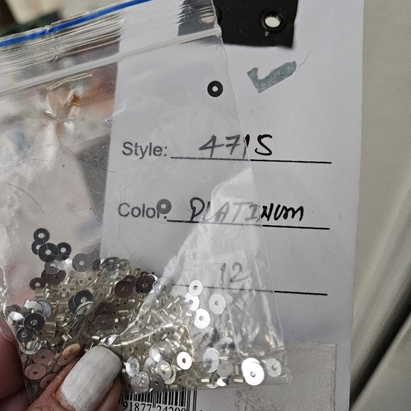 MAC DUGGAL EMBELLISHED FRINGE CAP SLEEVE TRUMPET GOWN PLATINUM PINK 12 NWT - Picture 15 of 16